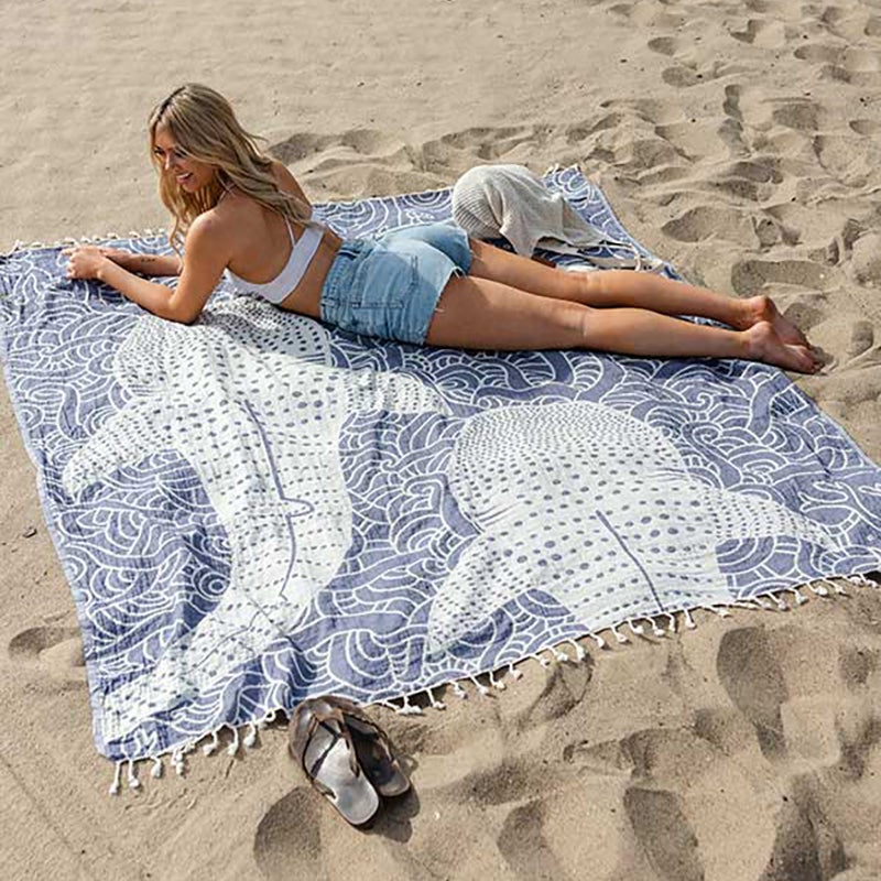 https://www.17birch.com/cdn/shop/products/blue-whale-xl-turkish-towel-wrap-beach-towels-sand-cloud-190446_800x.jpg?v=1641062973